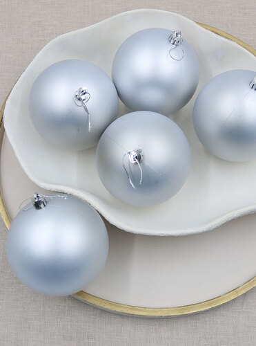 Silver 100mm Christmas Baubles 24 Matt